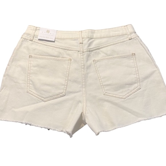 House of Harlow High Rise Mom Shorts Raw Hem Beige NWT Sz 29 - Picture 2 of 9